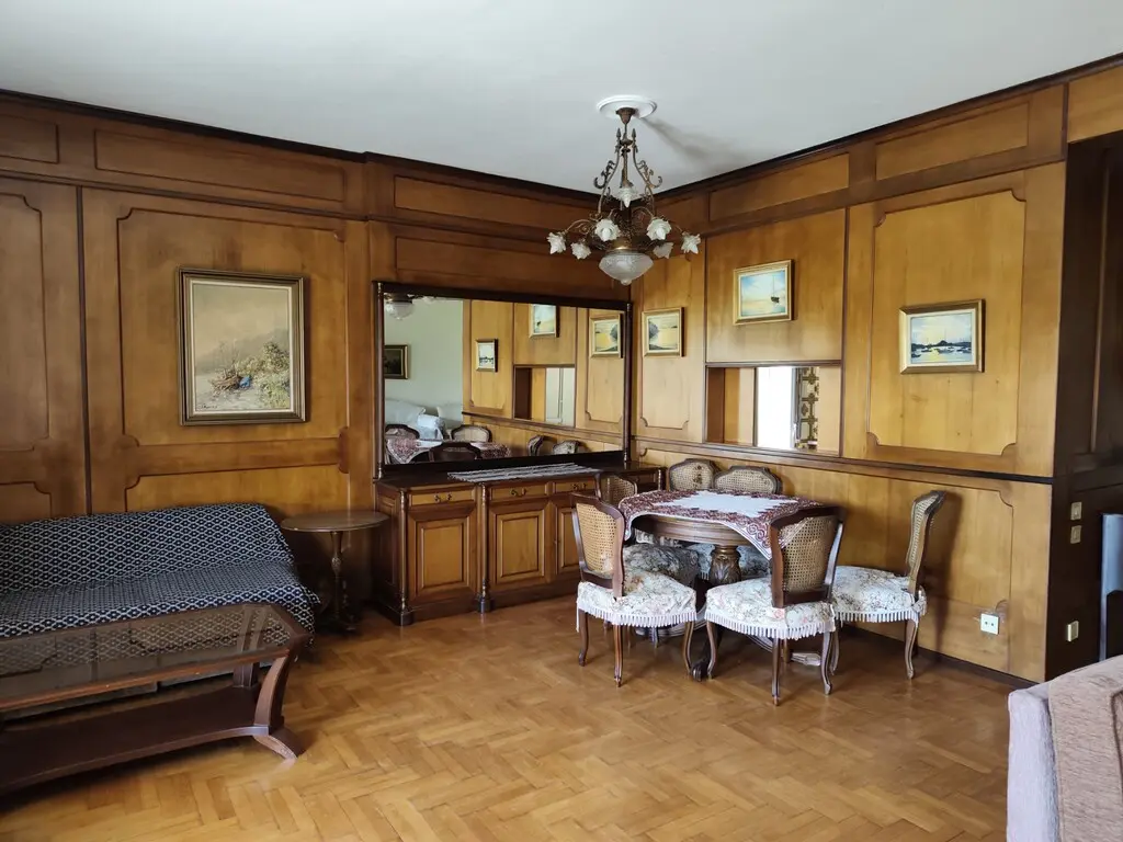 Flat Of 139 M² In Thessaloniki