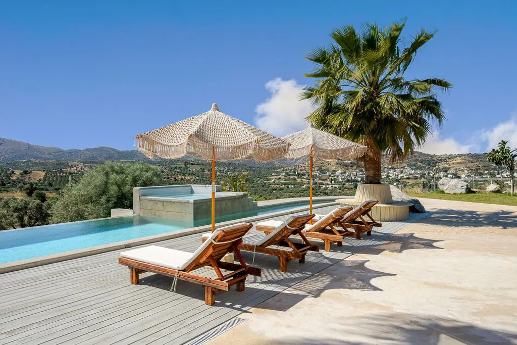 Villa Of 210 M² In Crete