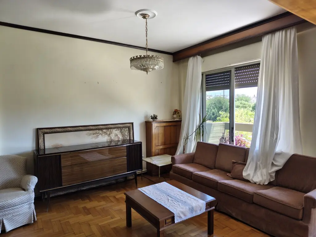 Flat Of 139 M² In Thessaloniki