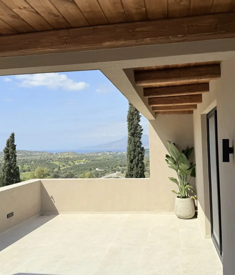 Villa Of 140 M² In Crete
