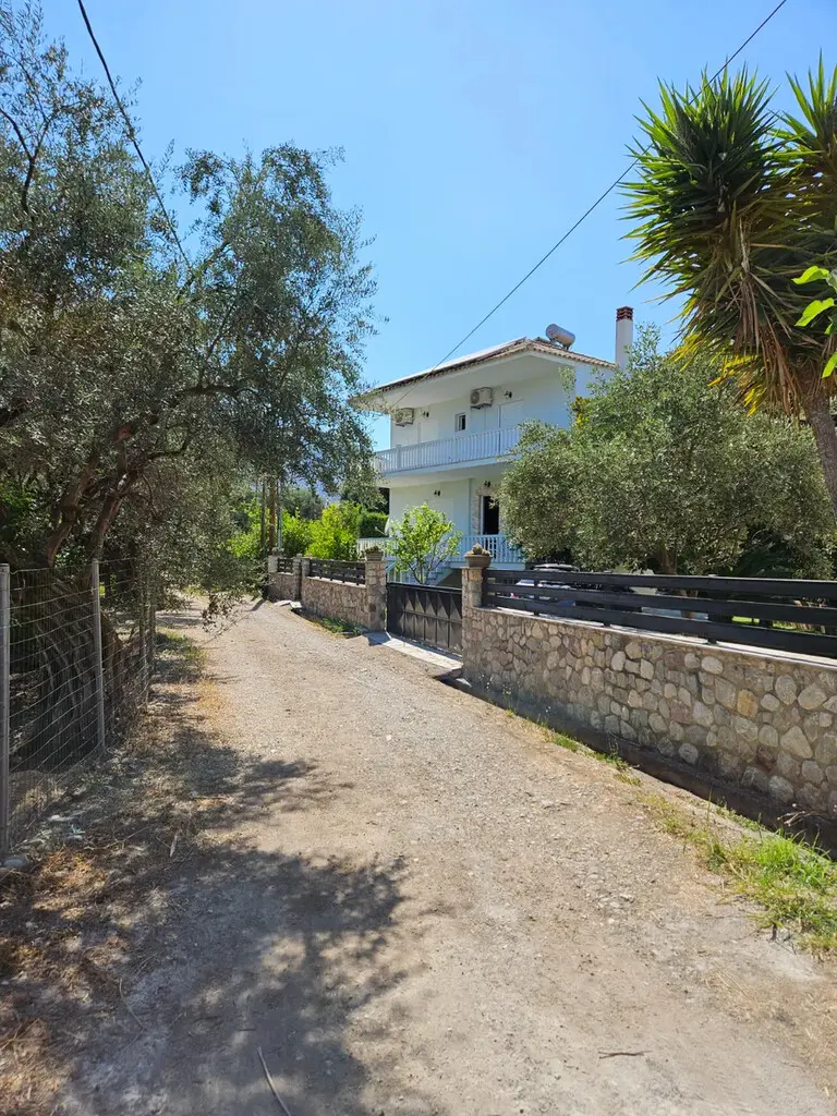 Detached House Of 156 M² In Peloponnese