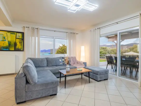 5-bedroom Villa In Neapoli, Greece (250 M²)