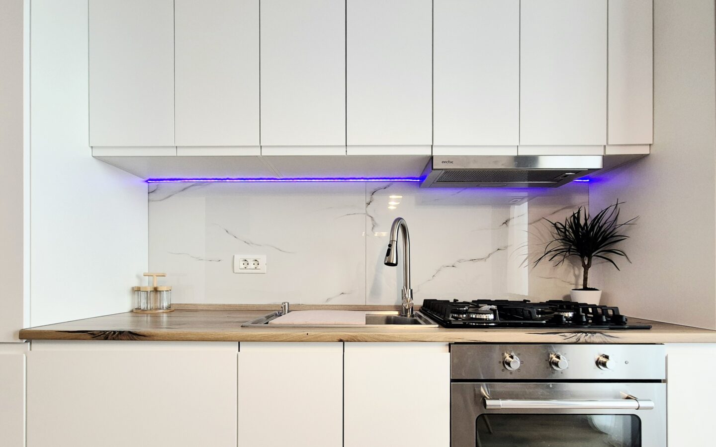 Brand-new Furnished Apartment With Parking | Ready To Rent | Alba Iulia, Romania