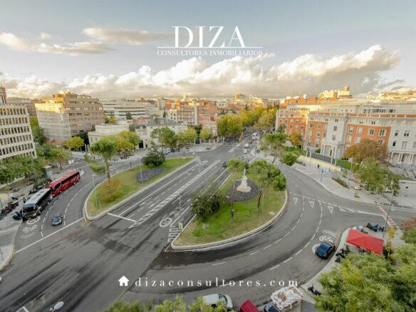 Penthouse Of 150 M² With Terrace In Plaza Del Marqués De Salamanca, Madrid