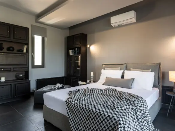 4-bedroom Villa In Kolimvari, Greece (250 M²)
