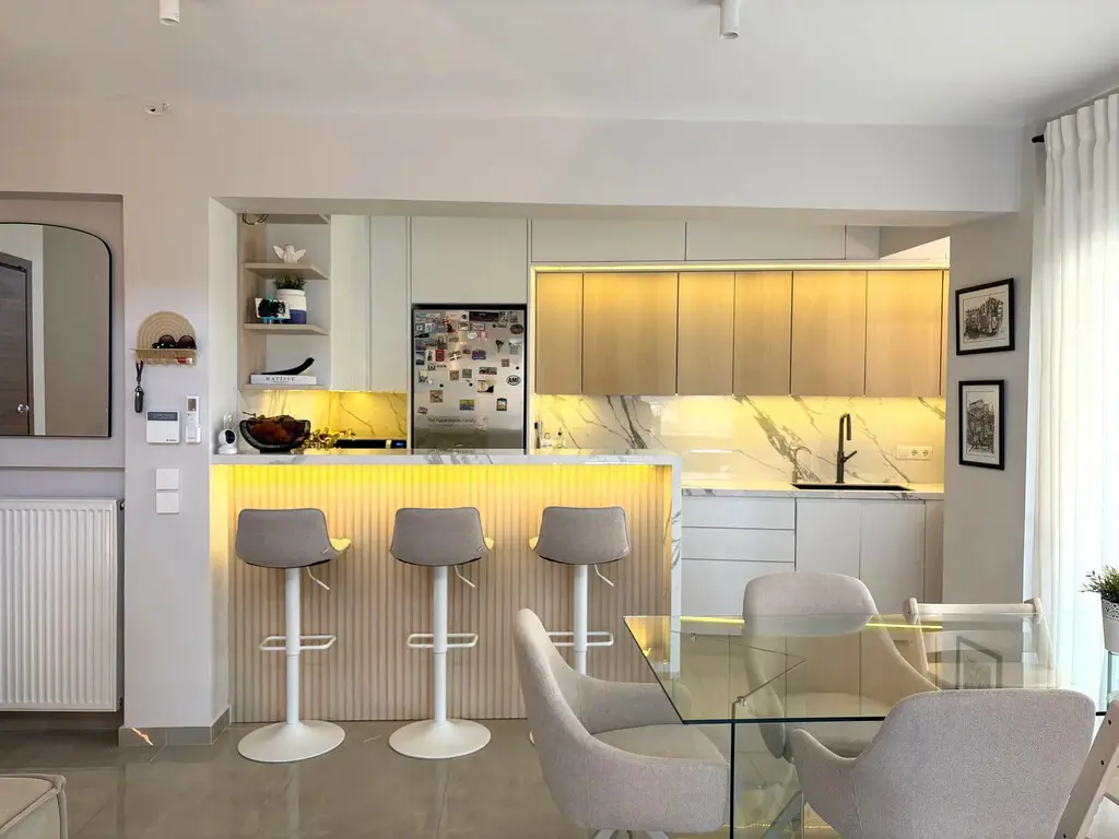Maisonette Of 140 M² In Athens