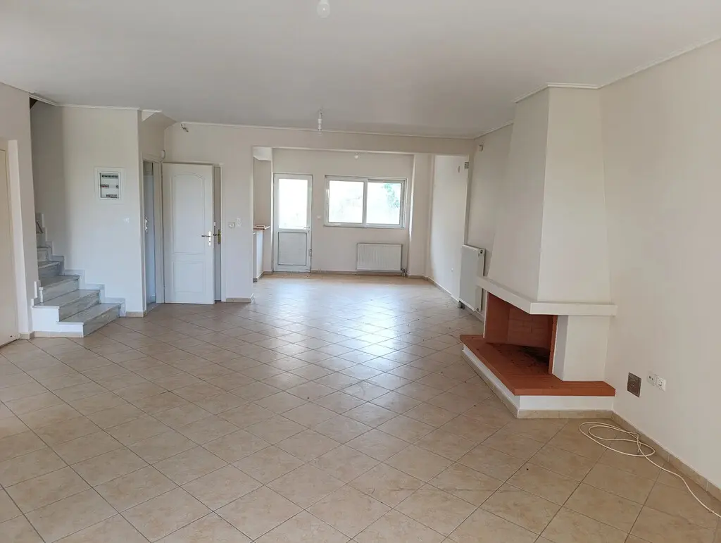 Maisonette Of 300 M² In Attica