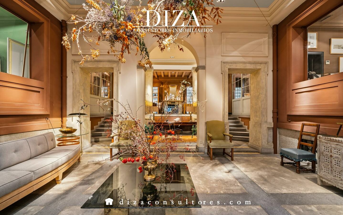 Palace House Of 500 M² In Cortes