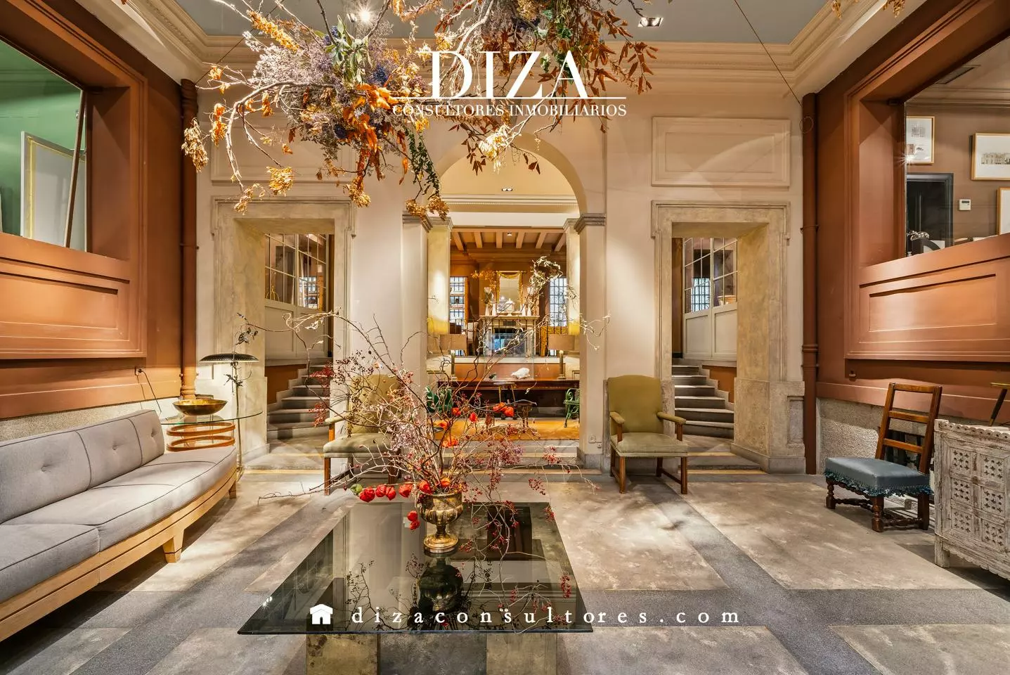Palace House Of 500 M² In Cortes