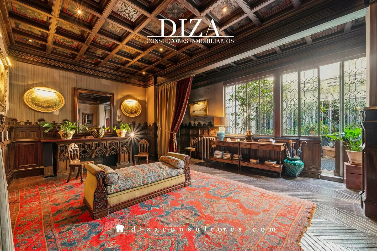 Palace House Of 500 M² In Cortes