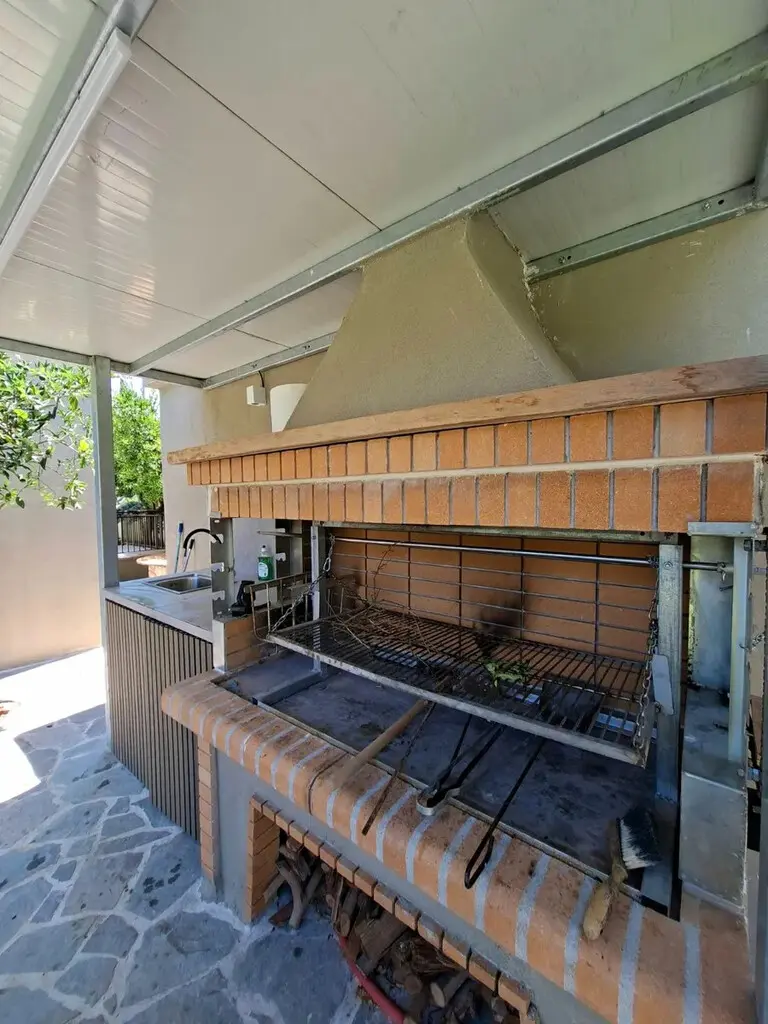 Detached House Of 100 M² In Peloponnese