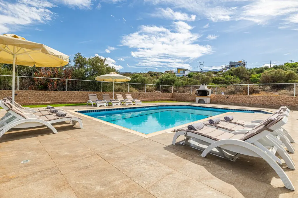 Villa Of 250 M² In Crete