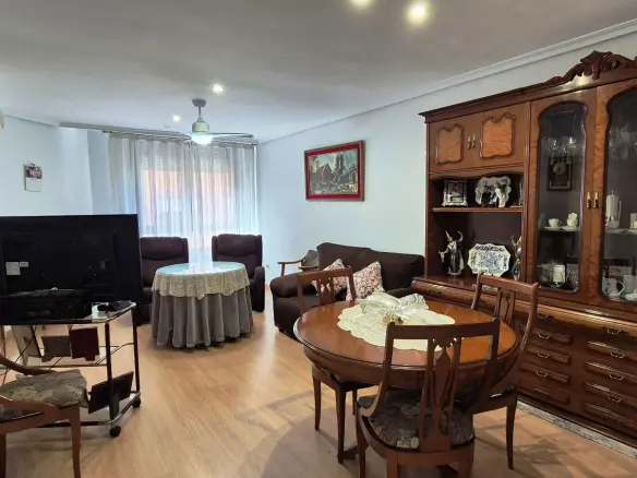 Apartment Of 115 M² In Ontinyent, Spain