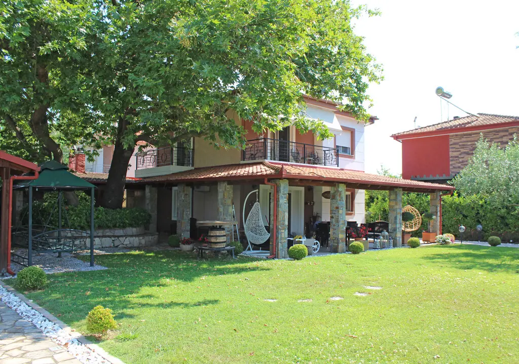 Detached House Of 108 M² On The Olympic Coast