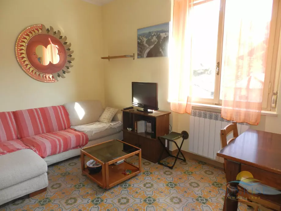 SR102-3 Apartment Of 80 M² With Lake View In Geneva