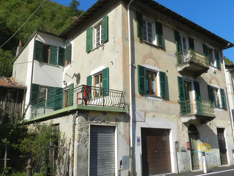 Apartment Of [size] With Terrace In [location]