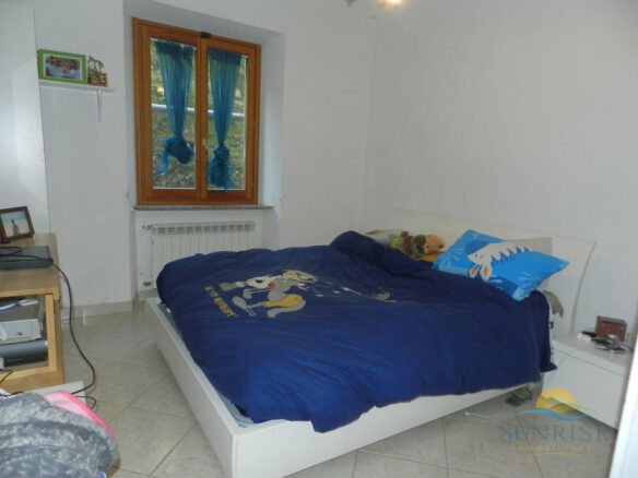 Apartment Of [size] With Terrace In [location]