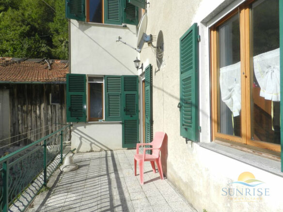 Apartment Of [size] With Terrace In [location]