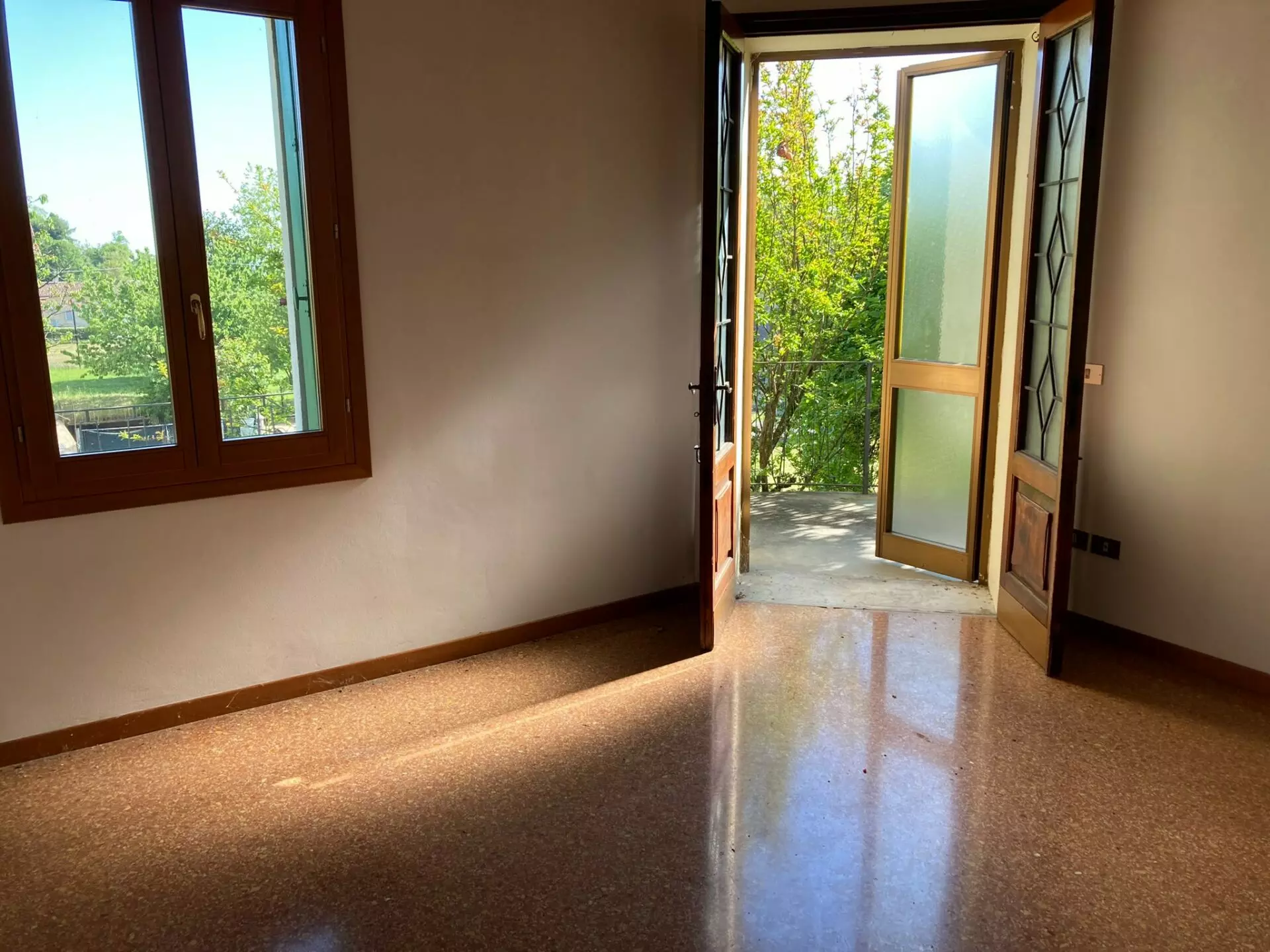 Villa Of 300 M² With Garden In Pieve Del Grappa