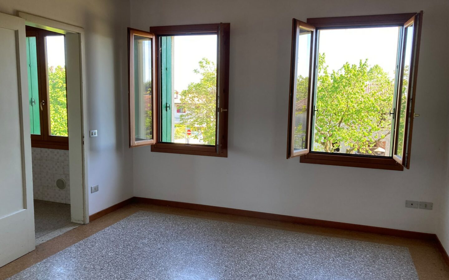 Villa Of 300 M² With Garden In Pieve Del Grappa