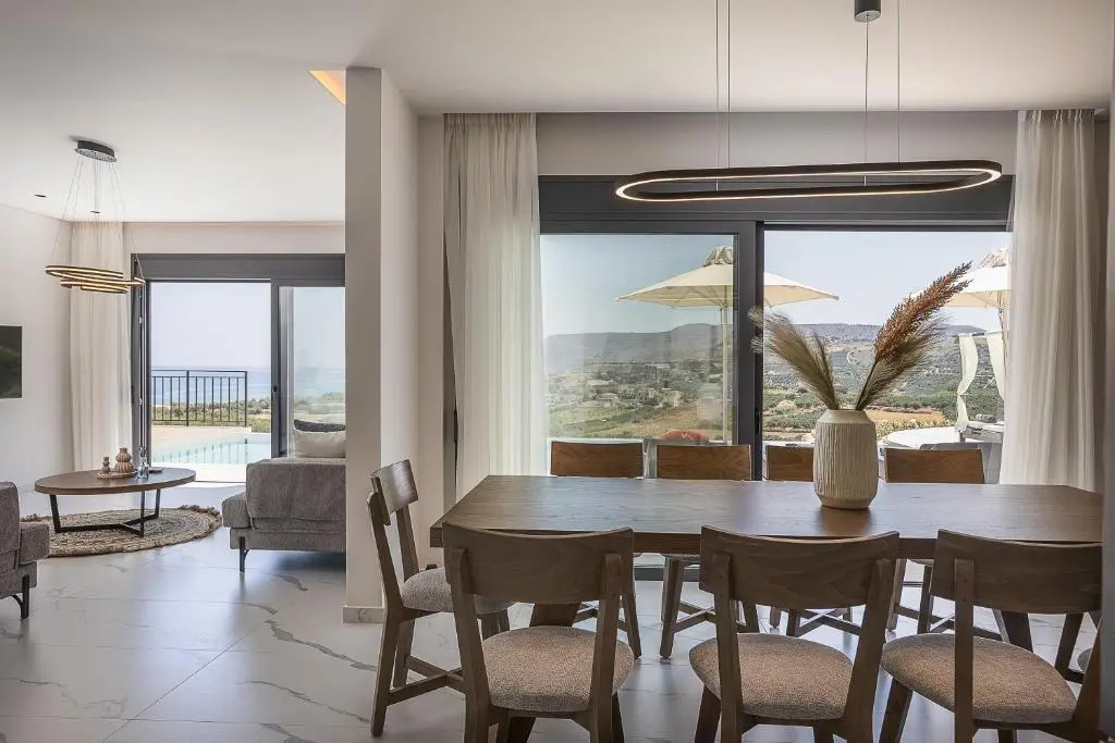 Villa Of 180 M² In Crete