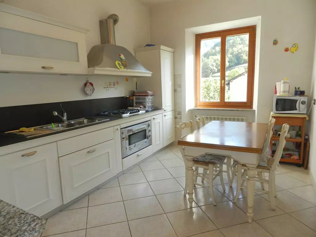 Apartment Of 70 M² With Terrace In Vobbietta