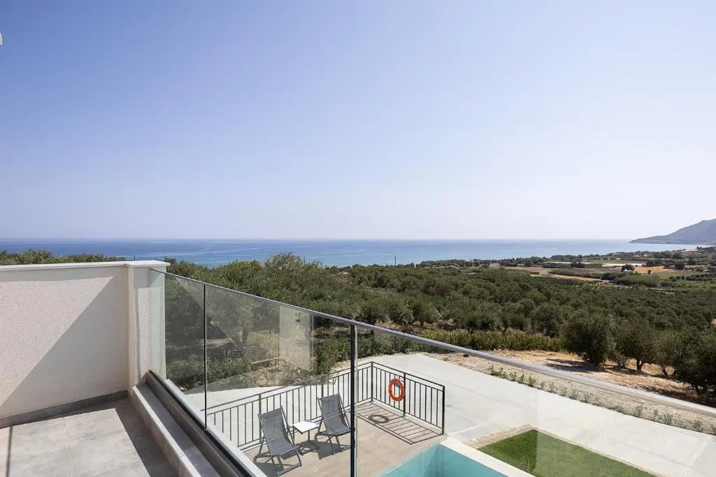 Villa Of 180 M² In Crete