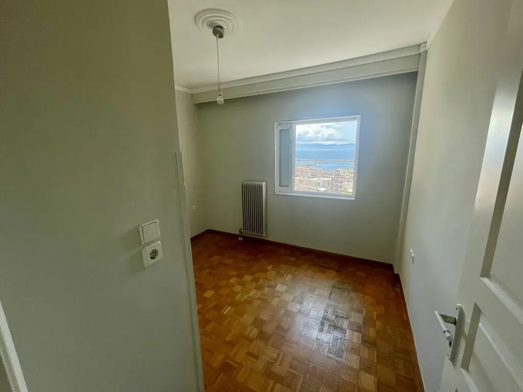 Flat Of 105 M² In Kavala