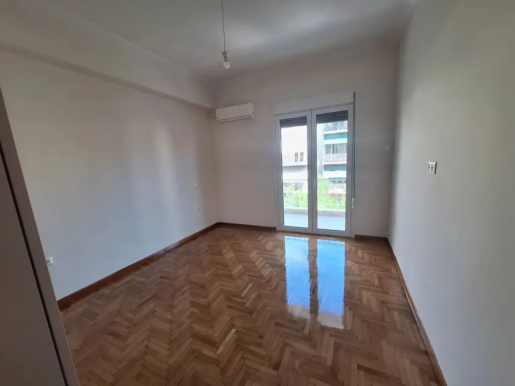Flat Of 49 M² In Athens