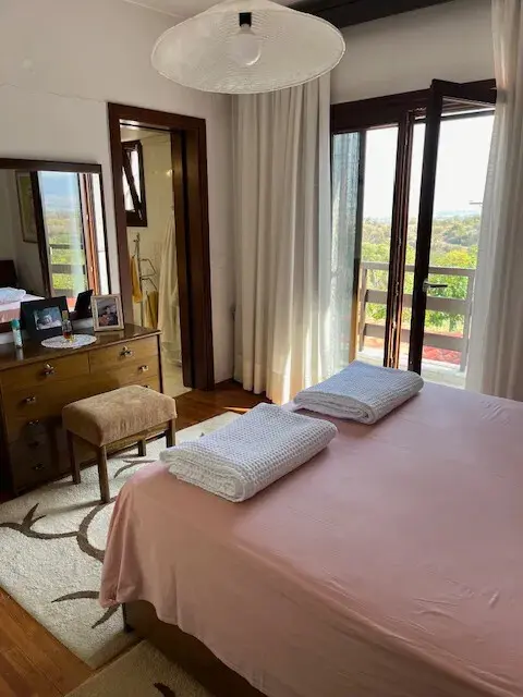 Villa Of 450 M² In The Suburbs Of Thessaloniki