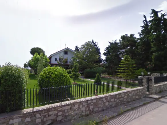 Villa Of 450 M² In The Suburbs Of Thessaloniki