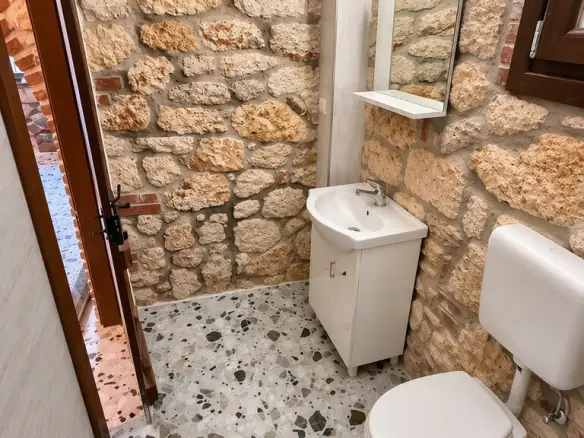 1-bedroom Flat In Poligiros, Greece (118 M²)