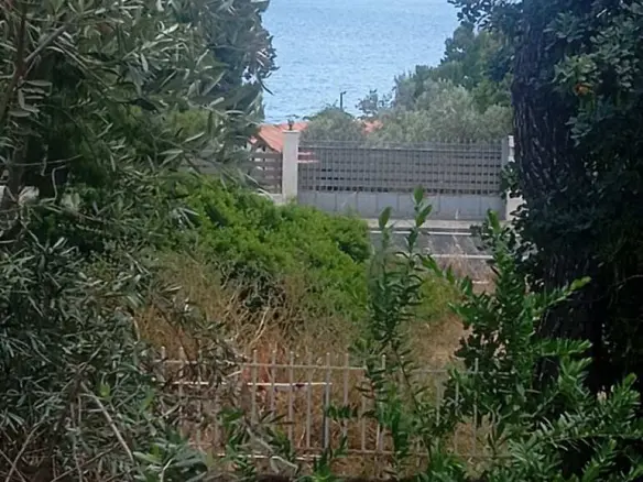 4-bedroom Detached House In Agioi Theodoroi, Greece (190 M²)