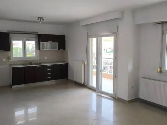 3-bedroom Flat In Thermaikos, Greece (118 M²)