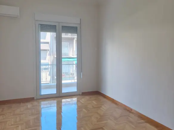 Flat Of 49 M² In Athens