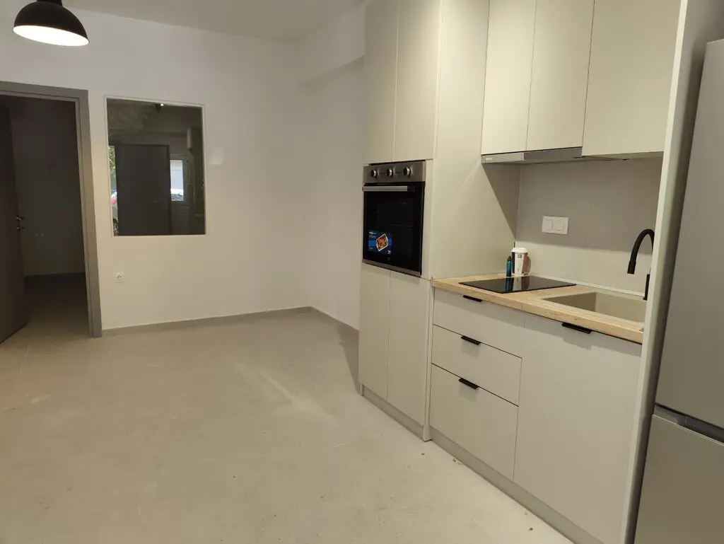 Flat Of 88 M² In Thessaloniki