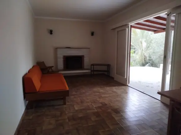 4-bedroom Detached House In Agioi Theodoroi, Greece (190 M²)