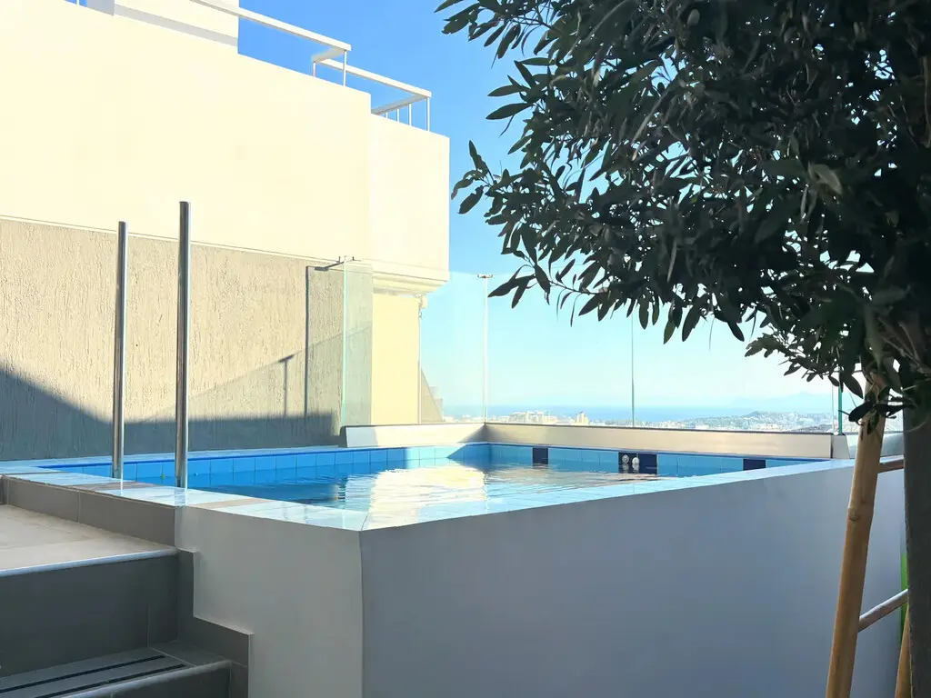 Maisonette Of 140 M² In Athens
