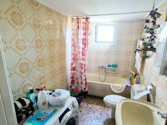 3-bedroom Flat In Korinos, Greece (128 M²)