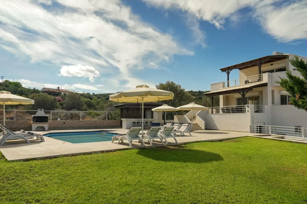Villa Of 250 M² In Crete