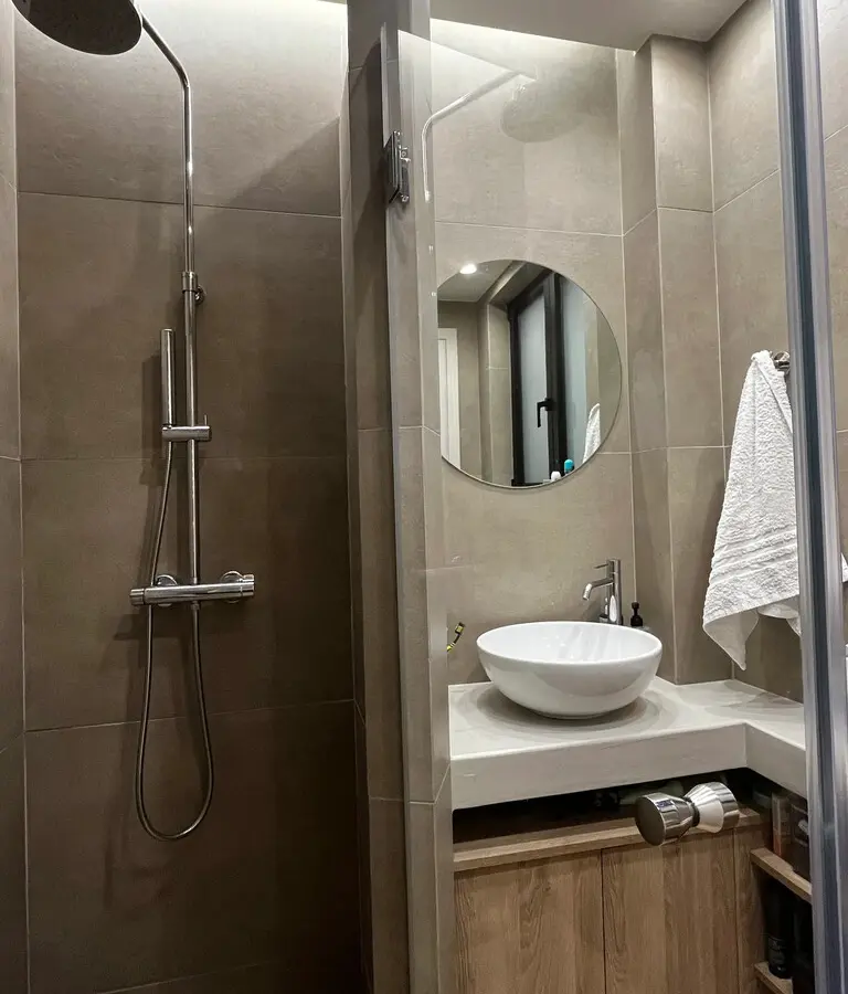 2-bedroom Flat In Vironas, Greece (82 M²)