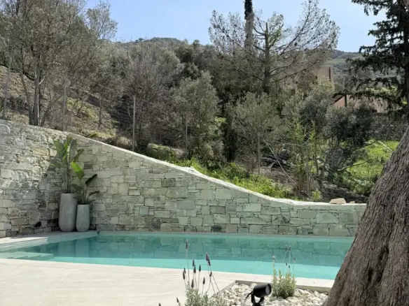 3-bedroom Villa In Moires, Greece (140 M²)