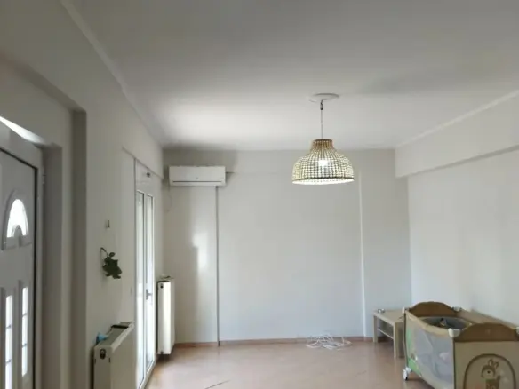 2-bedroom Detached House In Ilion, Greece (80 M²)