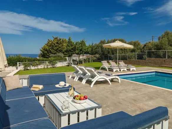 5-bedroom Villa In Neapoli, Greece (250 M²)