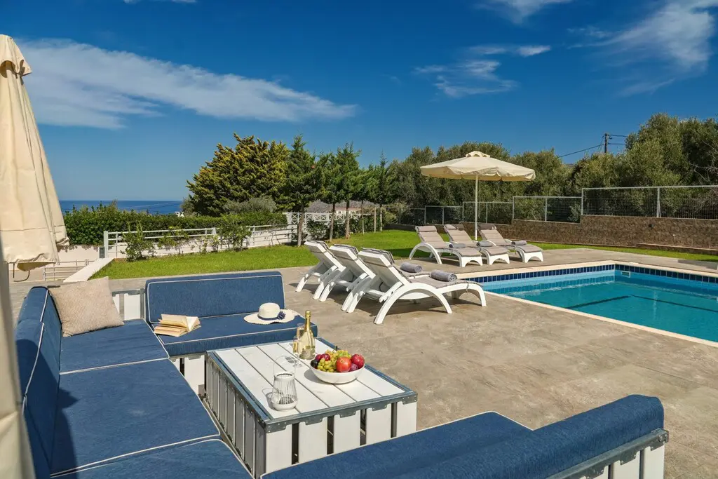 Villa Of 250 M² In Crete
