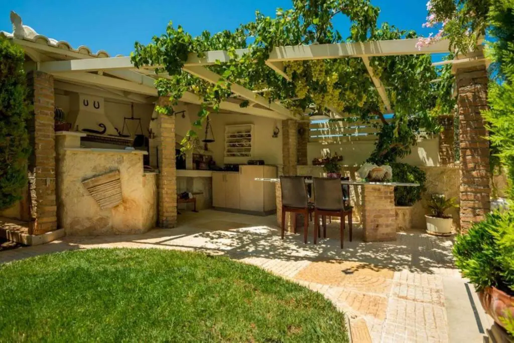 Villa Of 506 M² In Crete