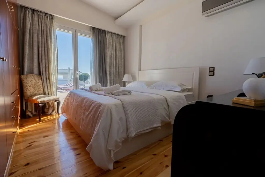Villa Of 190 M² In Peloponnese