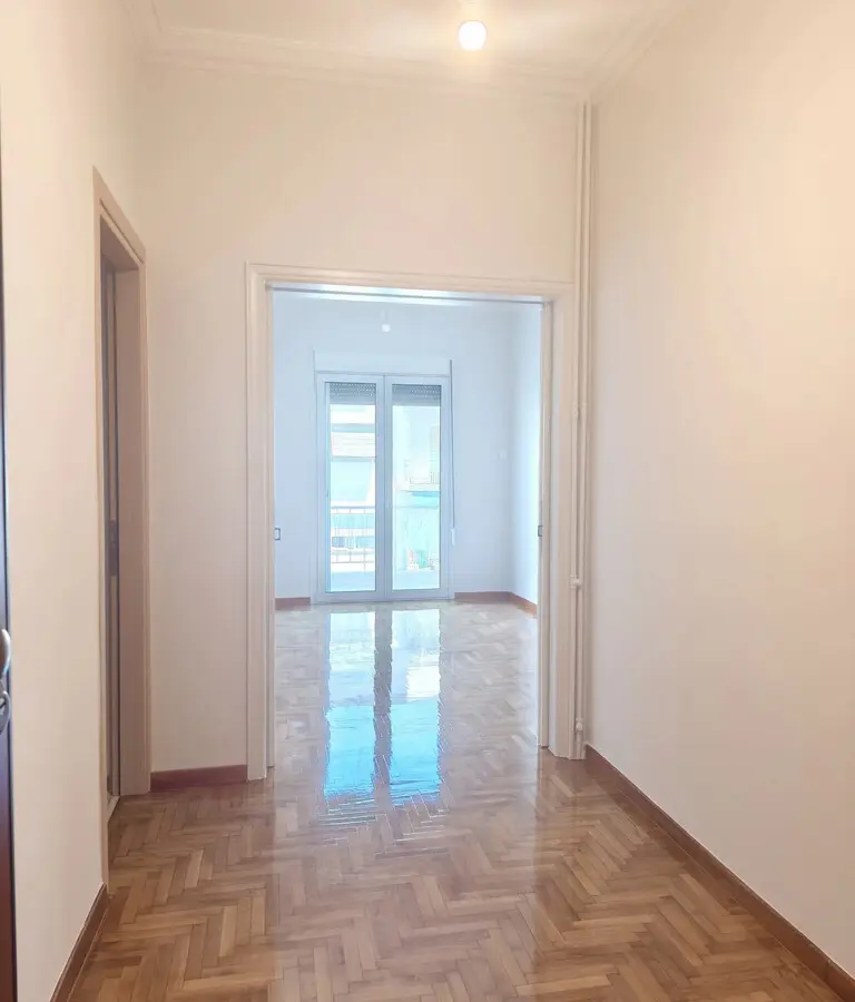 Flat Of 49 M² In Athens