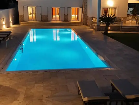 4-bedroom Villa In Sikiona, Greece (190 M²)