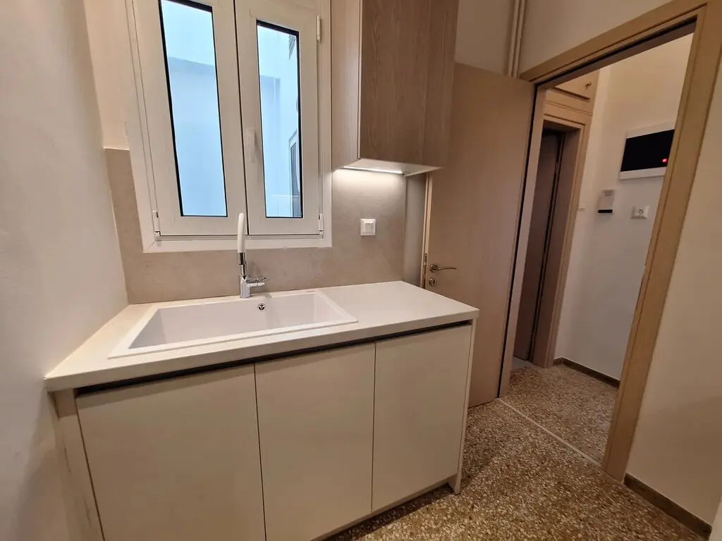 Flat Of 49 M² In Athens